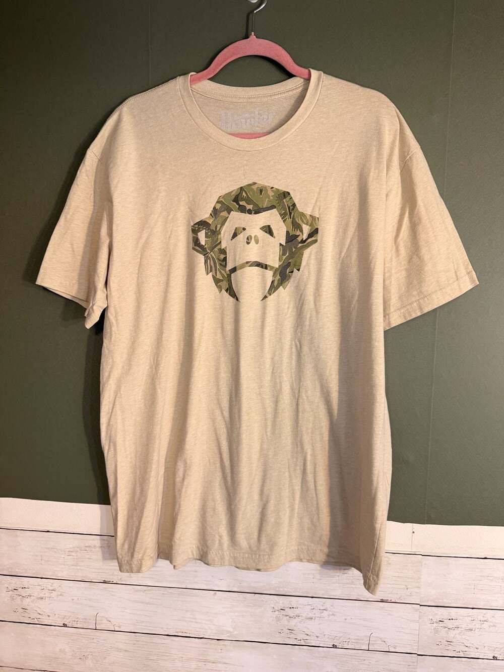 Howler Brothers El Mono Camo Monkey Heritage T-Shirt Tan Size XL
